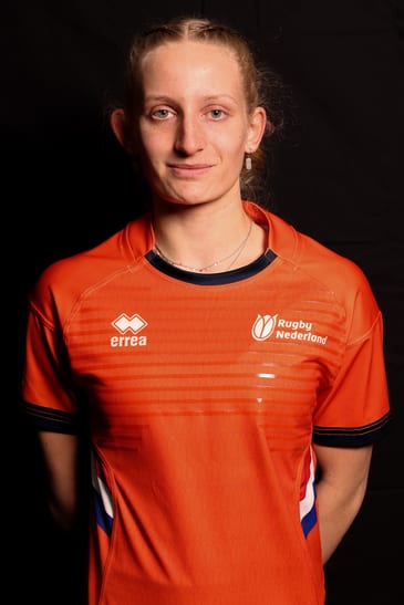 Merel de Groot in Netherlands kit